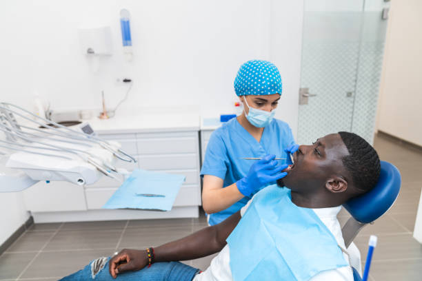 Best Emergency Tooth Extraction in Nett, MO